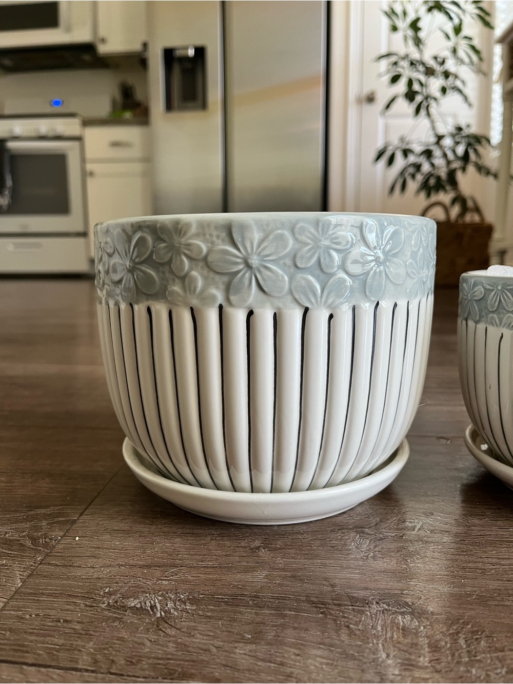 Decorative Ceramic Planter with Floral Band in Light Blue and White